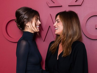 Cindy Crawford lányával érkezett a párizsi olimpiára: annyira hasonlítanak, mintha csak ikertestvérek lennének