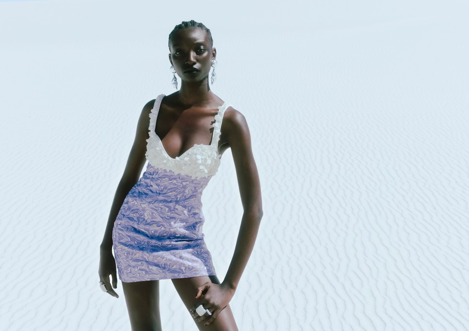 A díszített részletek így még jobban fognak tetszeni, hogy tudod, hogy újrafelhasznált anyagokból készültek