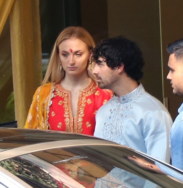 Priyanka Chopra Nick Jonas