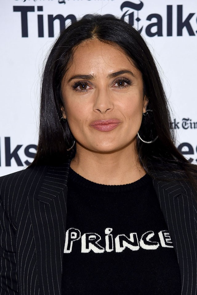 Salma Hayek 50 éves, de olyan bombatestet villantott, hogy bárki megirigyelné