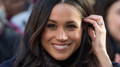Nem fogod elhinni, milyen könyvet olvasgat Meghan Markle édesapja!