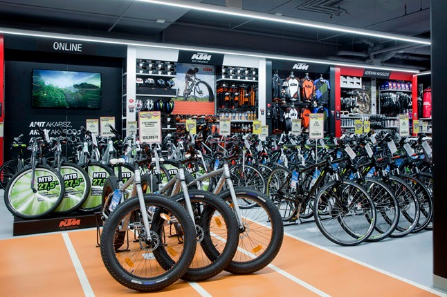 Már a MOM Parkban is vásárolhatsz a Hervisben!