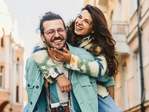 Több ezer pár vallott arról, mi a hosszú kapcsolat titka, ez állt a lista első helyén