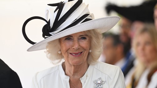 Csak ámulunk! Kamilla királyné még sosem volt ilyen gyönyörű