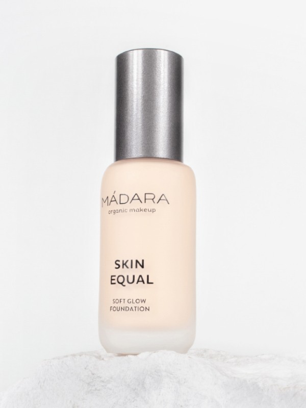 Skin Equal folyékony alapozó MÁDARA MAKEUP 12 490 Ft