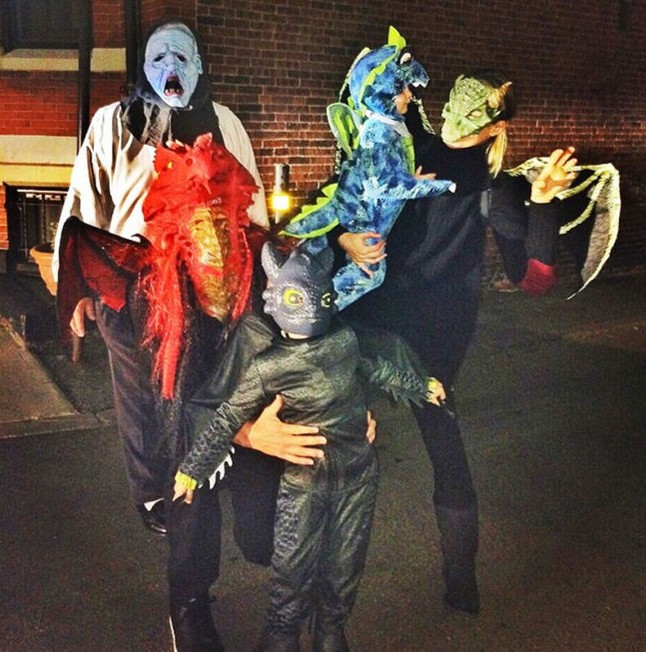 Gisele Bündchen és a családja szörnyecskék.