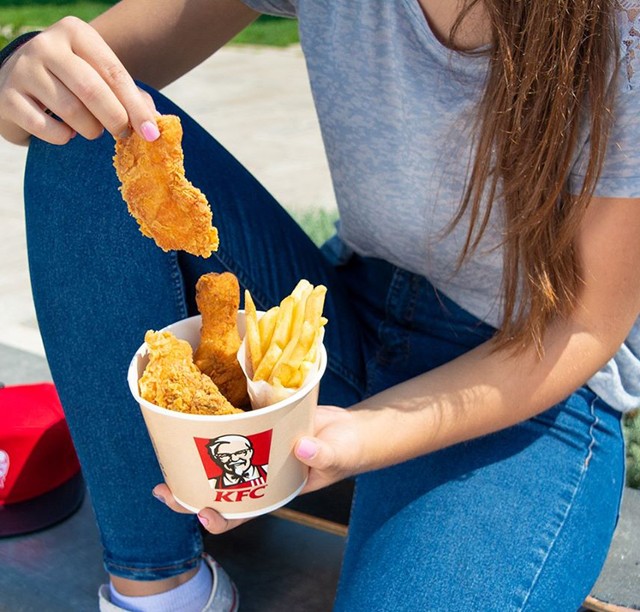 Várnak a legjobb csirkés finomságok: A Gasztro-napokon a KFC-nél is kedvezményesen vásárolhatsz