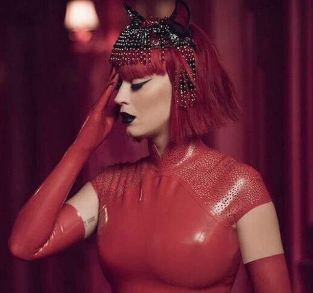 Éljen Katy Perry, a zseniális plasztiklány!