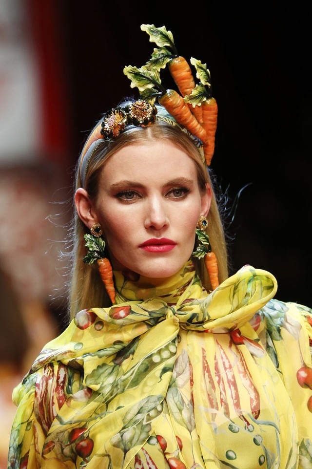 Királylányok és zöldségek a Dolce&Gabbana kifutóján