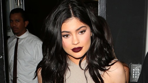 Kylie Jenner úgy villantott mellet, ahogy senki