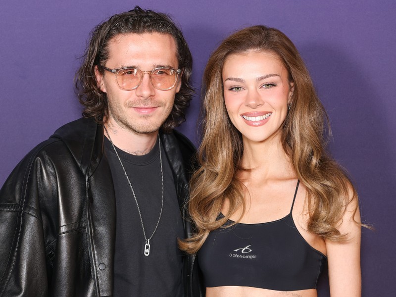 Párizsban romantikázott Brooklyn Beckham és Nicola Peltz, forró csókjukba azonnal belepirulsz