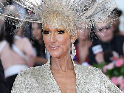 Céline Dion lábvillantása örökre beleíródik a Met gála történelmébe