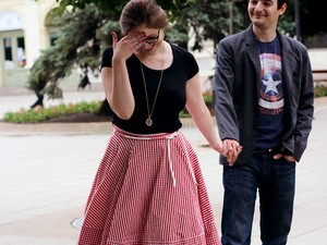 Cuki szoknyában indítja a hétvégét Dusik Bori