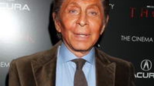 79 éves az utolsó divatcsászár