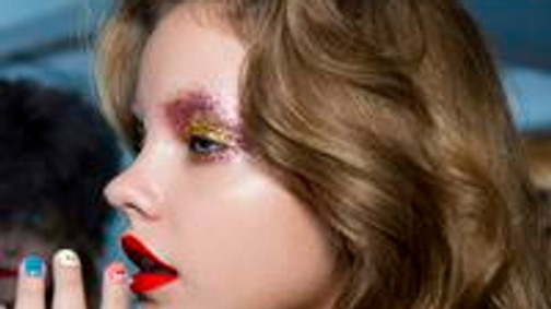 Ne félj kísérletezni, lakkozz! - Tavaszi szépségtrendek #4