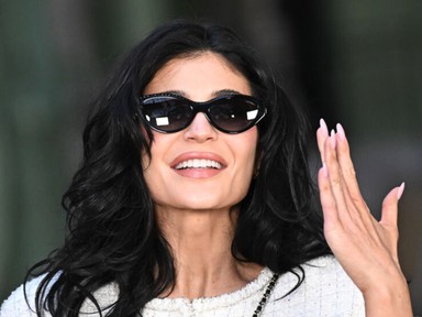 Szintet lépett a kapcsolatuk? A rajongók azonnal kiszúrták Kylie Jenner és Timothée Chalamet gyűrűjét