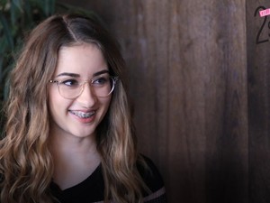 GLAMOUR 2 Szék interjú: Csizmadia Gabi