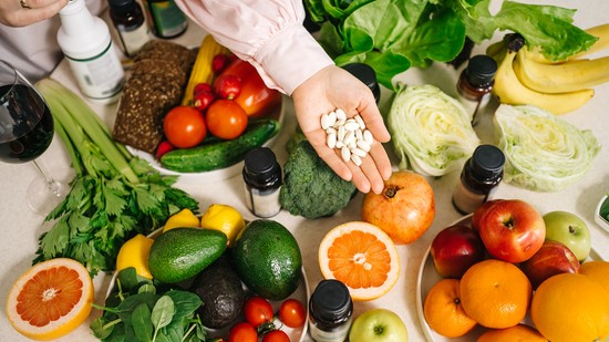 Erre a 4 vitaminra van a legnagyobb szükséged a nyáron a szakértő szerint