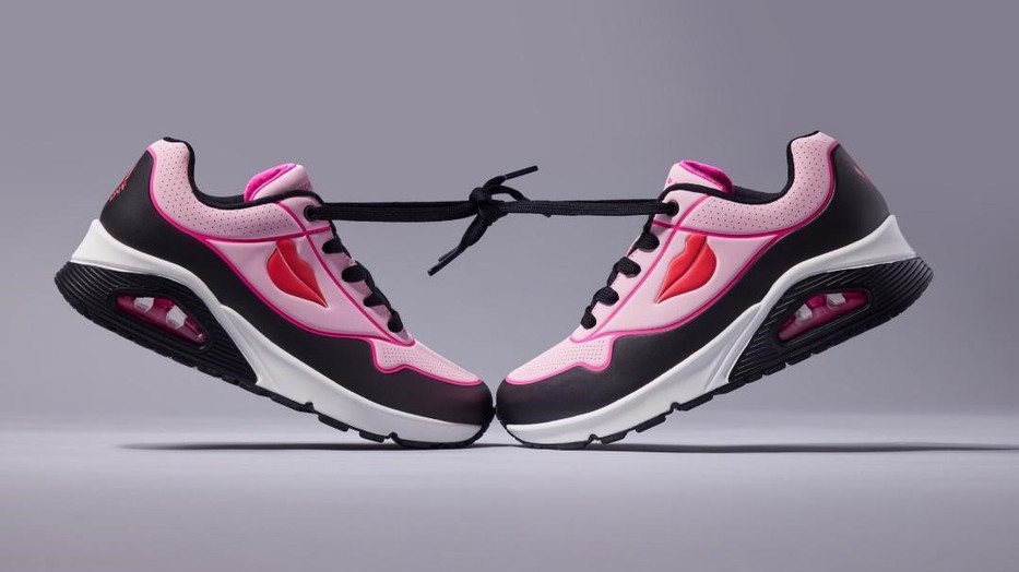 Az Uno Beso modell a Skechers X Diana Von Furstenberg kapszulakollekcióból