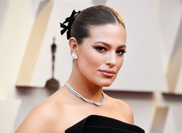 ´A csípőnek igenis kisebbnek kell lennie 90 centinél´- nyilatkozta a népszerű modell Ashley Graham kapcsán