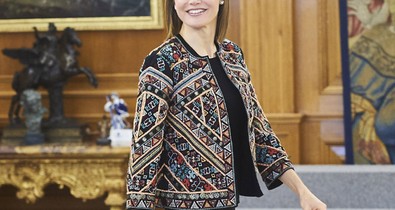 Gyönyörű kabátkában a spanyol királyné