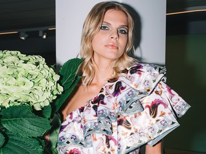 Magyar nepo babyk viselték a Sugarbird és a Zsolnay kollaborációs kollekcióját a Budapest Central European Fashion Weeken