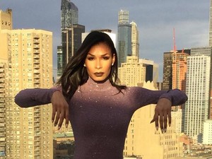 Transznemű modellel ünnepel a Nike