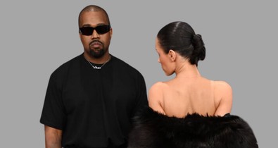 Kiderült, mit mondott Kanye West a feleségének, mielőtt leparancsolta róla a ruhát: egy szájról olvasó fejtette meg a kiábrándító üzenetet