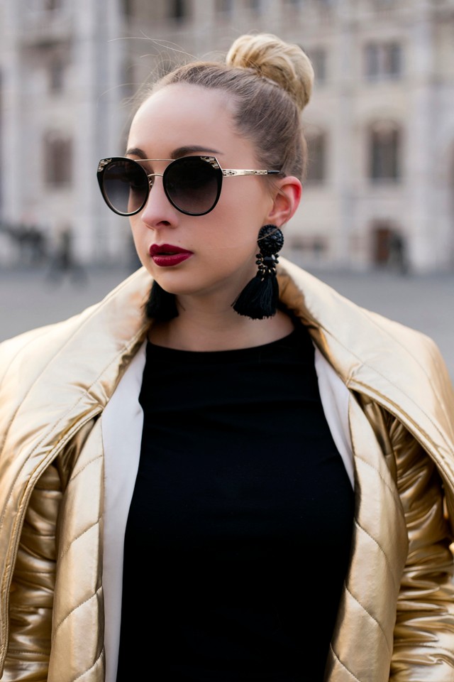 Flóra megmutatja ma a kedvenc kabátját