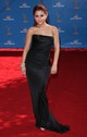 Az első földig érő estélyiruháját a 2010-es Emmy-díjátadón viselte. Csak úgy ragyogott benne!