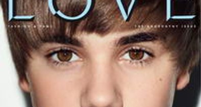 Justin Bieber jó kisfiús frizurája a trend