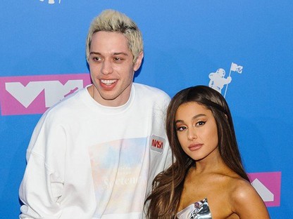 Na ne! Ariana Grande és Pete Davidson szakítottak