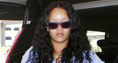Hű, milyen rémes Rihanna plüss kezeslábasa