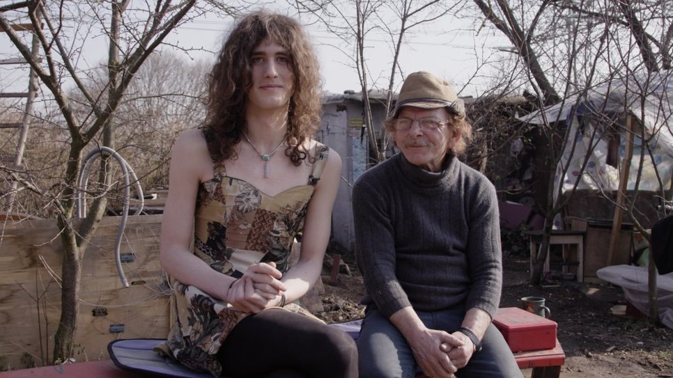 Akik egy düledező viskóban is ragaszkodnak az önazonossághoz – megnéztük a Fanni kertje című dokumentumfilmet