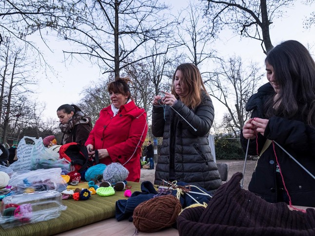 Kötőtűvel harcolnak a Városliget fáiért