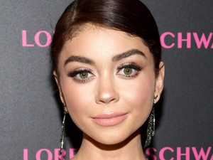 Sarah Hyland gyerekkorában ugyanúgy nézett ki, mint György herceg!