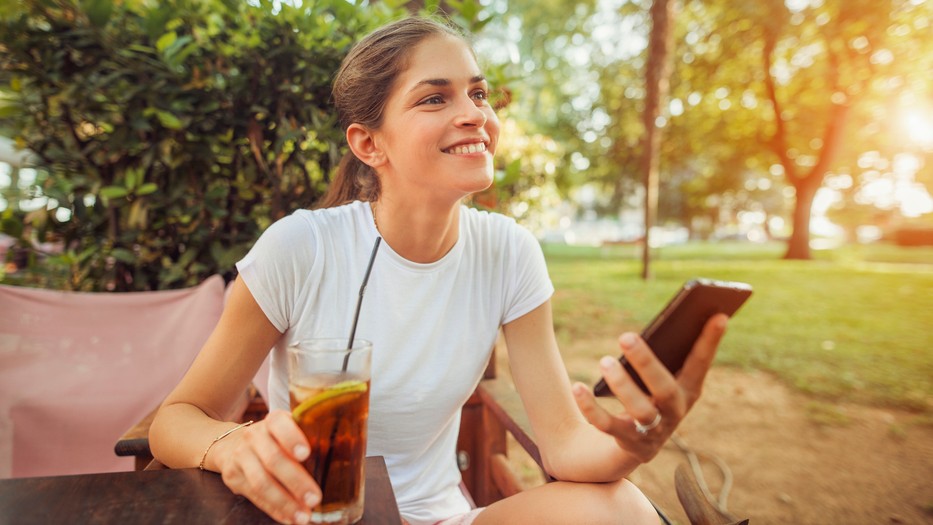 A stresszt, a szorongást is oldja a jeges tea és a kánikulában szinte védőital