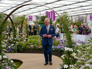 Károly király lemond walesi otthonáról, és nyomós oka van rá