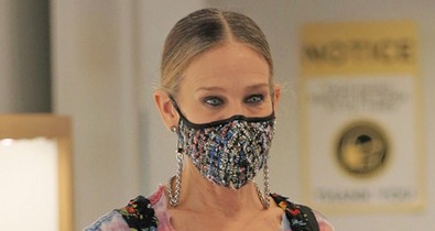 Sarah Jessica Parker legutóbbi szettjére Carrie Bradshaw is nagyon büszke lenne