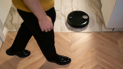 Valóban megéri beruházni robotporszívóra? Tények és tévhitek a modern takarításról (x)