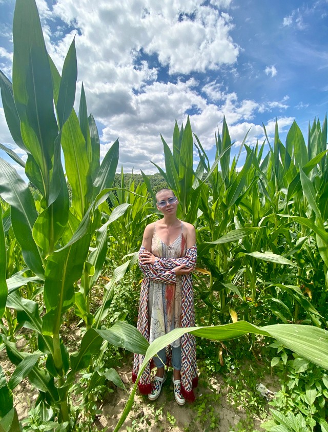 Oláh Anna ma bátran kombinálta a mintákat, és milyen jól tette