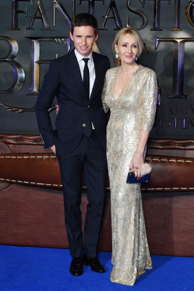 emma watson, new york, eddie redmayne, jk rowling, london, premier, legendás lények és megfigyelésük, a szépség és a szörnyeteg