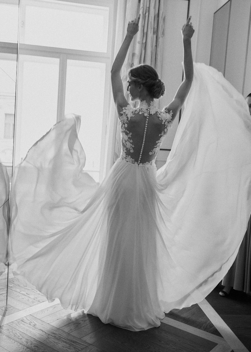 Modern romantika: Axente Vanessa budapesti esküvője maga volt a divatmennyország