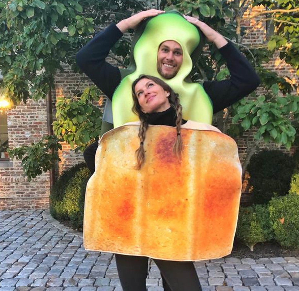 15 félelmetesen jó halloweeni sztárpár jelmez