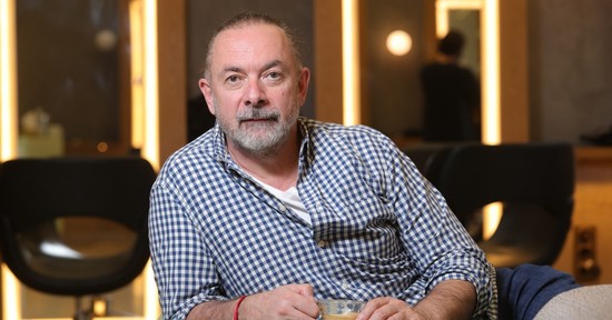 Zsidró Tamás mesterfodrász elárulta a gyönyörű haj titkát