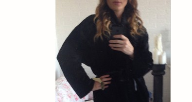 Rúzsa Magdi sosem hagyja otthon a napszemüvegét