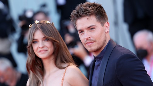 Videón, ahogy Palvin Barbara férje magyarul beszél: Dylan Sprouse már ennyire ügyesen boldogul a nyelvünkkel, imádja az országot is