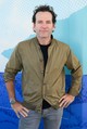 Catalina sorozatbeli férje Jim Matthews, akinek bőrébe Eion Bailey bújt. A színész a való életben 50 éves. 