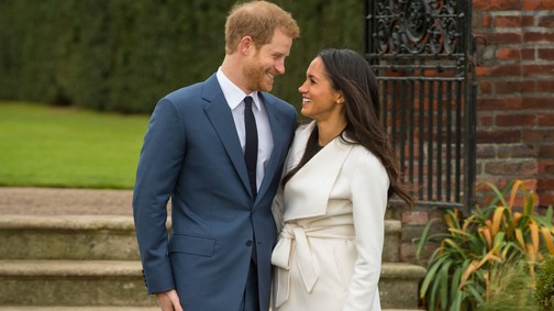 Hoppá! Meghan Markle lecserélhette a Harry hercegtől kapott eljegyzési gyűrűjét