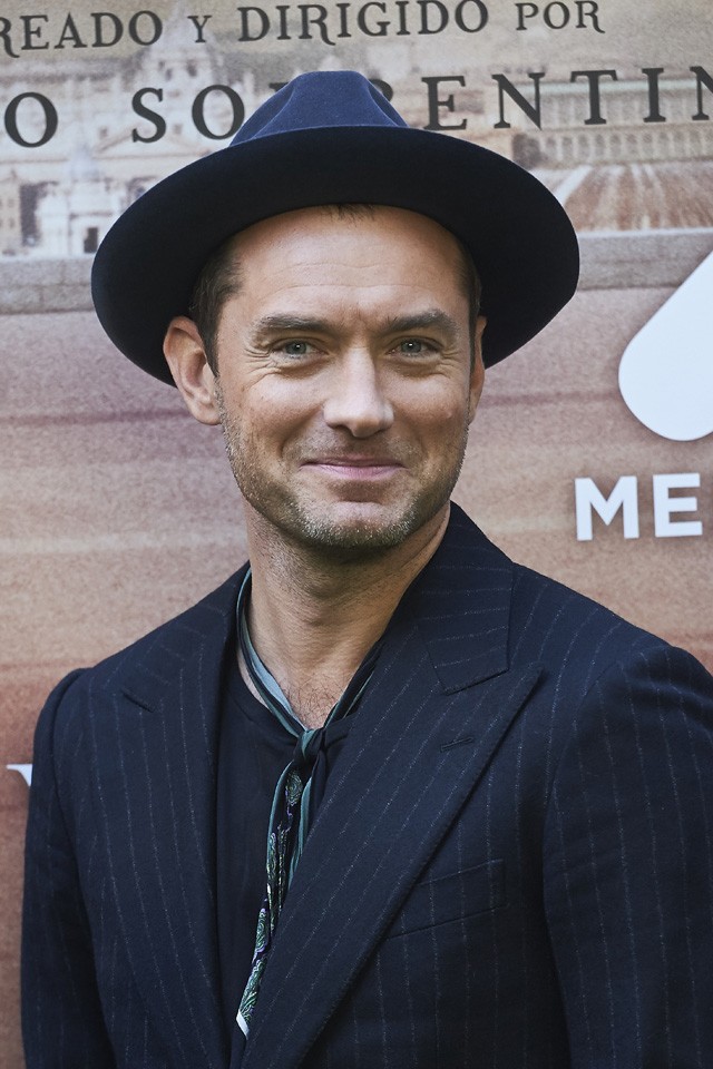 Jude Law fiatal Dumbledore